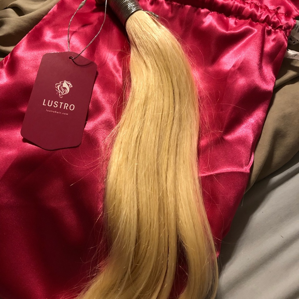 18” blonde lustro human hair weft